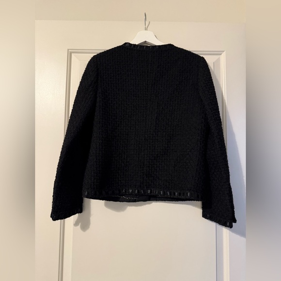 Elegant Black Tweed Jacket classic sophistication modern elegance size medium - Picture 4 of 16